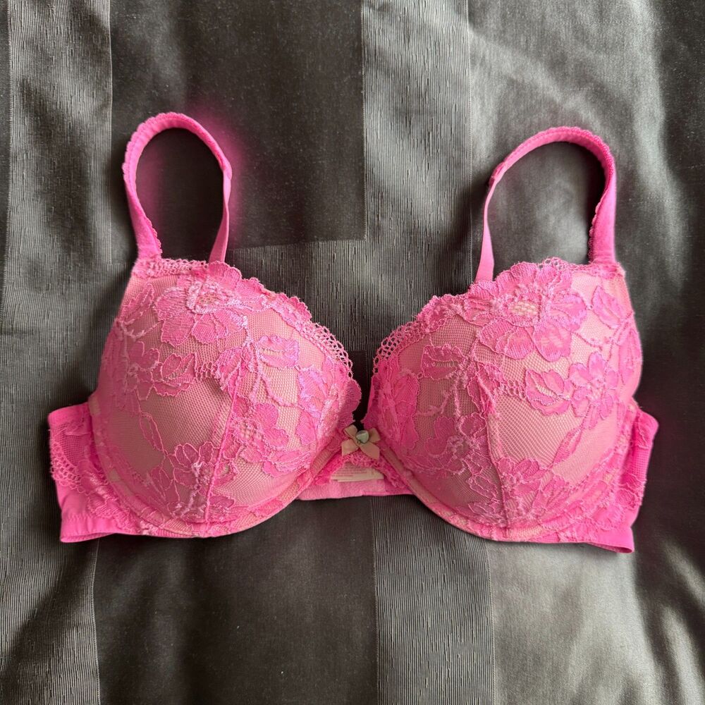 VICTORIA'S SECRET Body by Victoria Hot Pink Push Up Underwire Bra Size 38D